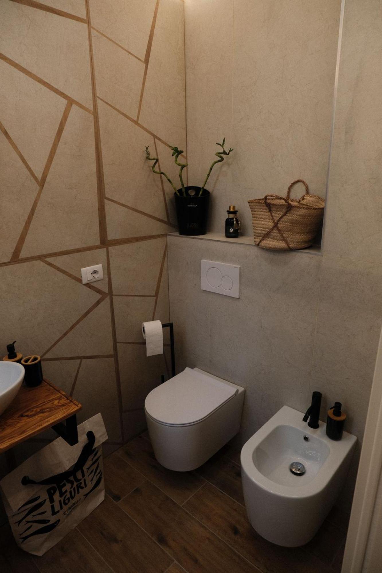 Casa Vacanze Ibiscus ปอร์โตเวเนเร ภายนอก รูปภาพ