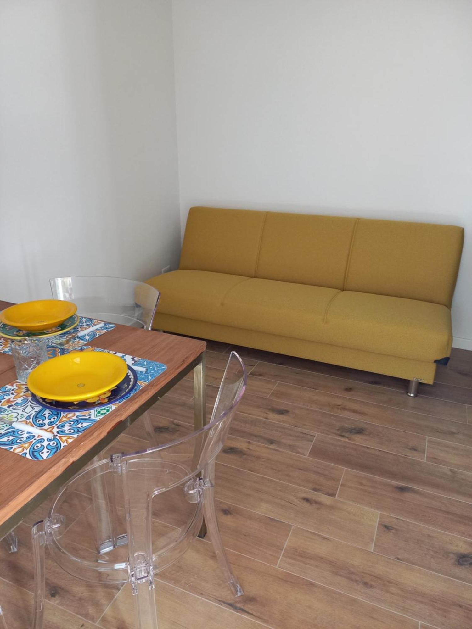 Casa Vacanze Ibiscus ปอร์โตเวเนเร ภายนอก รูปภาพ