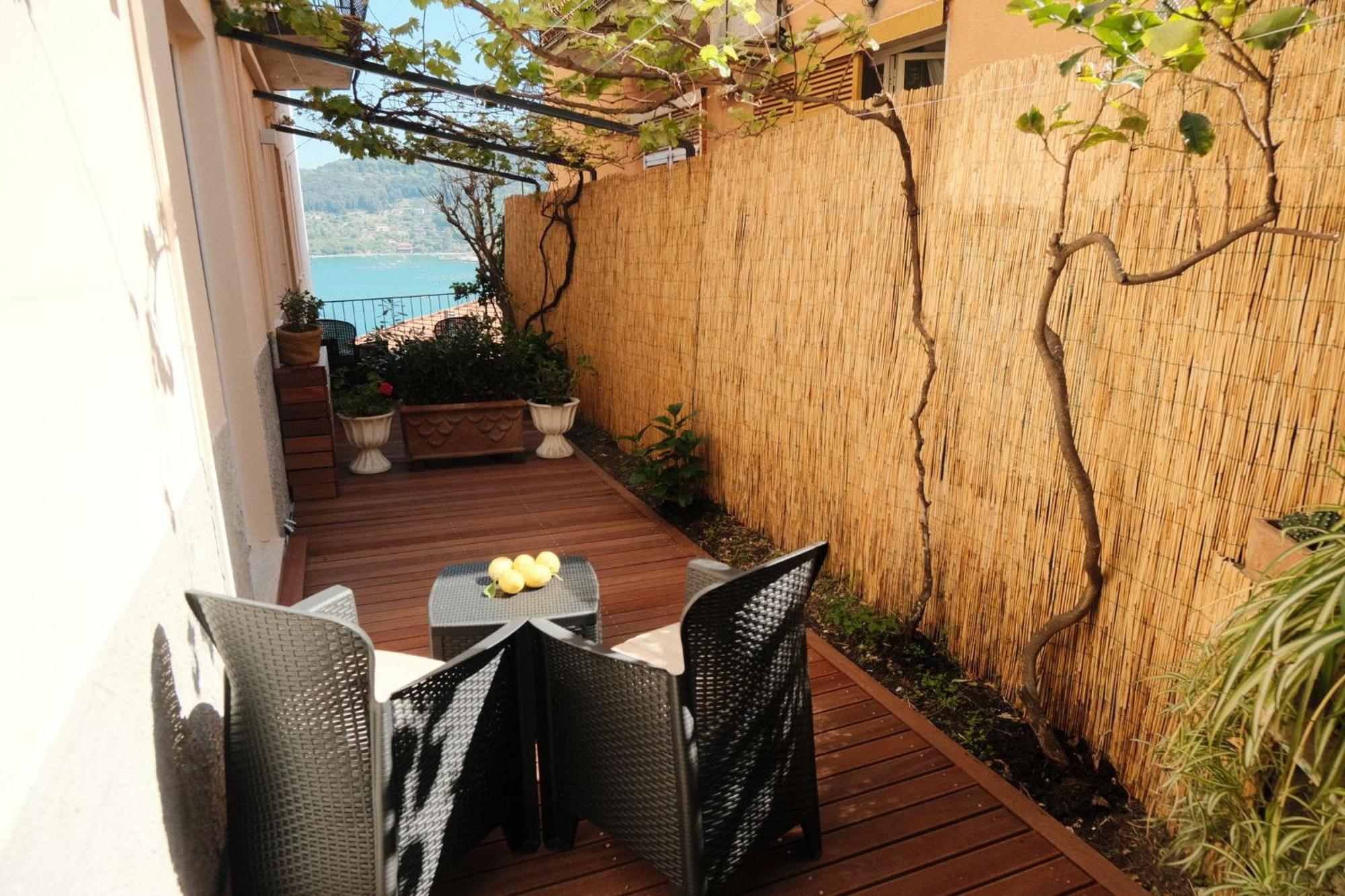 Casa Vacanze Ibiscus ปอร์โตเวเนเร ภายนอก รูปภาพ