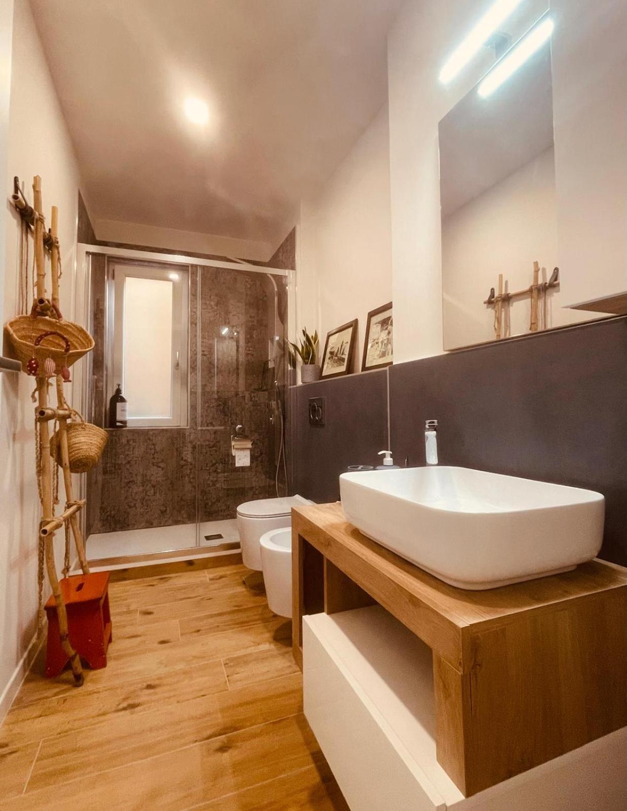 Casa Vacanze Ibiscus ปอร์โตเวเนเร ภายนอก รูปภาพ